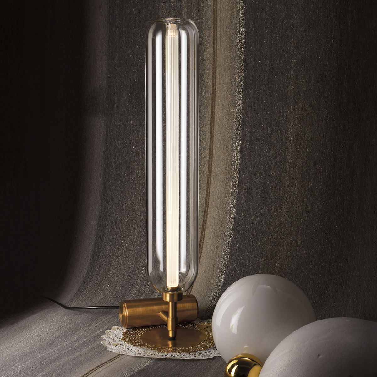 Scintilla glass and brass lamp by Pietro Russo for DANTE - Goods and Bads