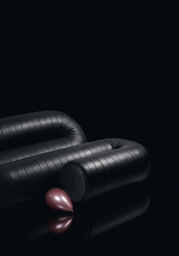 Serpentine leather couch by Christophe de la Fontaine DANTE - Goods and Bads